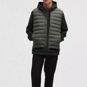 lululemon athletica Men's dark green Quilted Vest worn once!